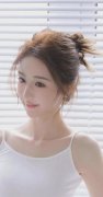 正在美国对中国电动汽车征收跨越100%的关税后 